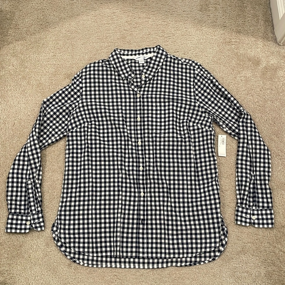 Old Navy women plaid shirt size L NWT